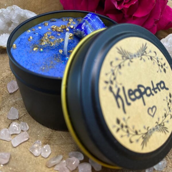 Glitzer-Kleopatra mit Lapislazuli von healing_with_sparkle -fenja schuerer