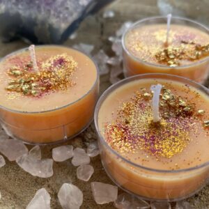 Duftkerze - Myrrhe und Weihrauch mit Glitzer & Gold von healing_with_sparkle - fenja schuerer