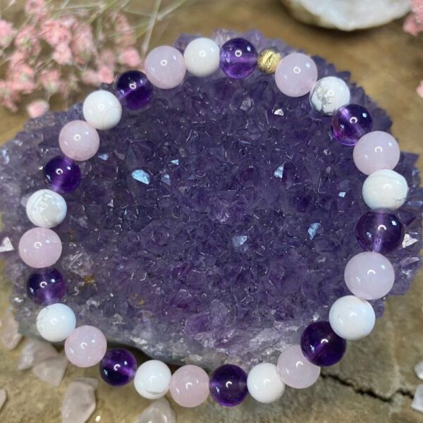 Selbstliebe - Amethyst, Howlith & Rosenquarz von healing_with_sparkle - fenja schuerer