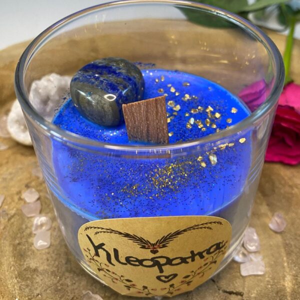 Glitzer-Kleopatra mit Lapislazuli von healing_with_sparkle - fenja schuerer