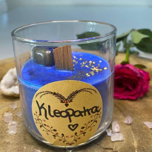 Glitzer-Kleopatra mit Lapislazuli von healing_with_sparkle - fenja schuerer